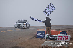 Noob to Miatas, not to racin' cars-hillclimb-pikes-peak-2017-finish-fog.jpg