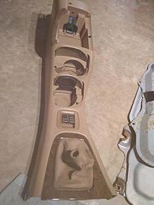 NB2 2001 Miata Special Edition Part Out - Greenville SC-center-console.jpg